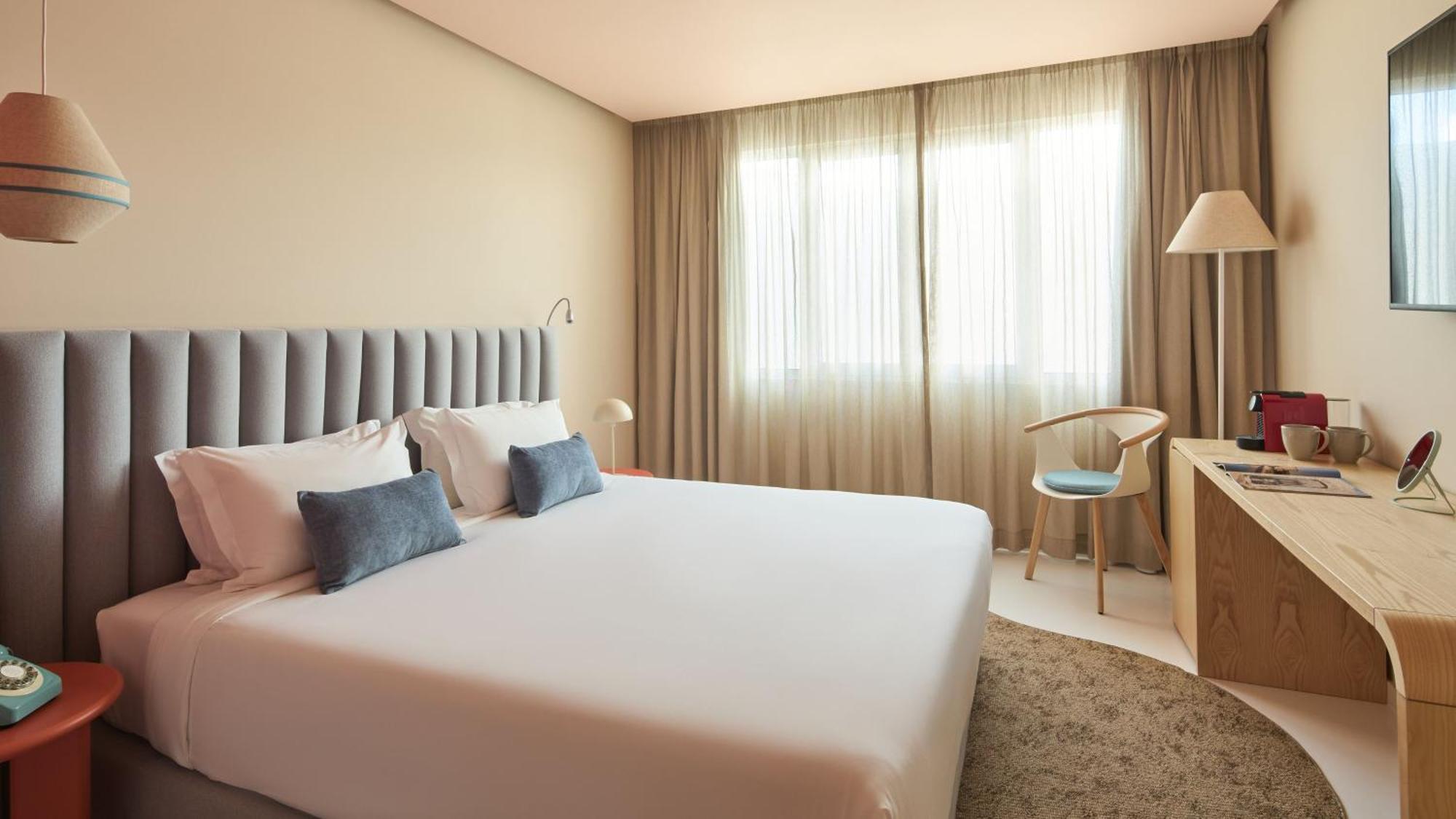 Hotel Indigo Albufeira By Ihg (Adults Only) Exterior photo