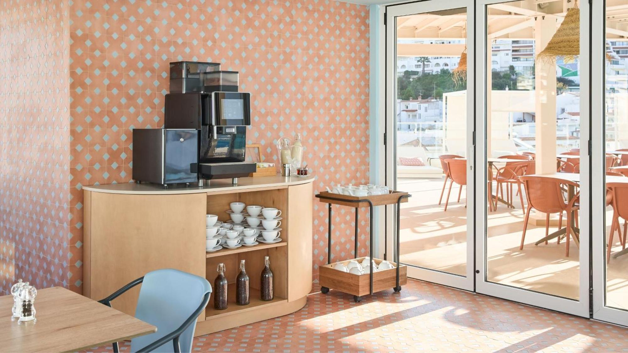 Hotel Indigo Albufeira By Ihg (Adults Only) Exterior photo